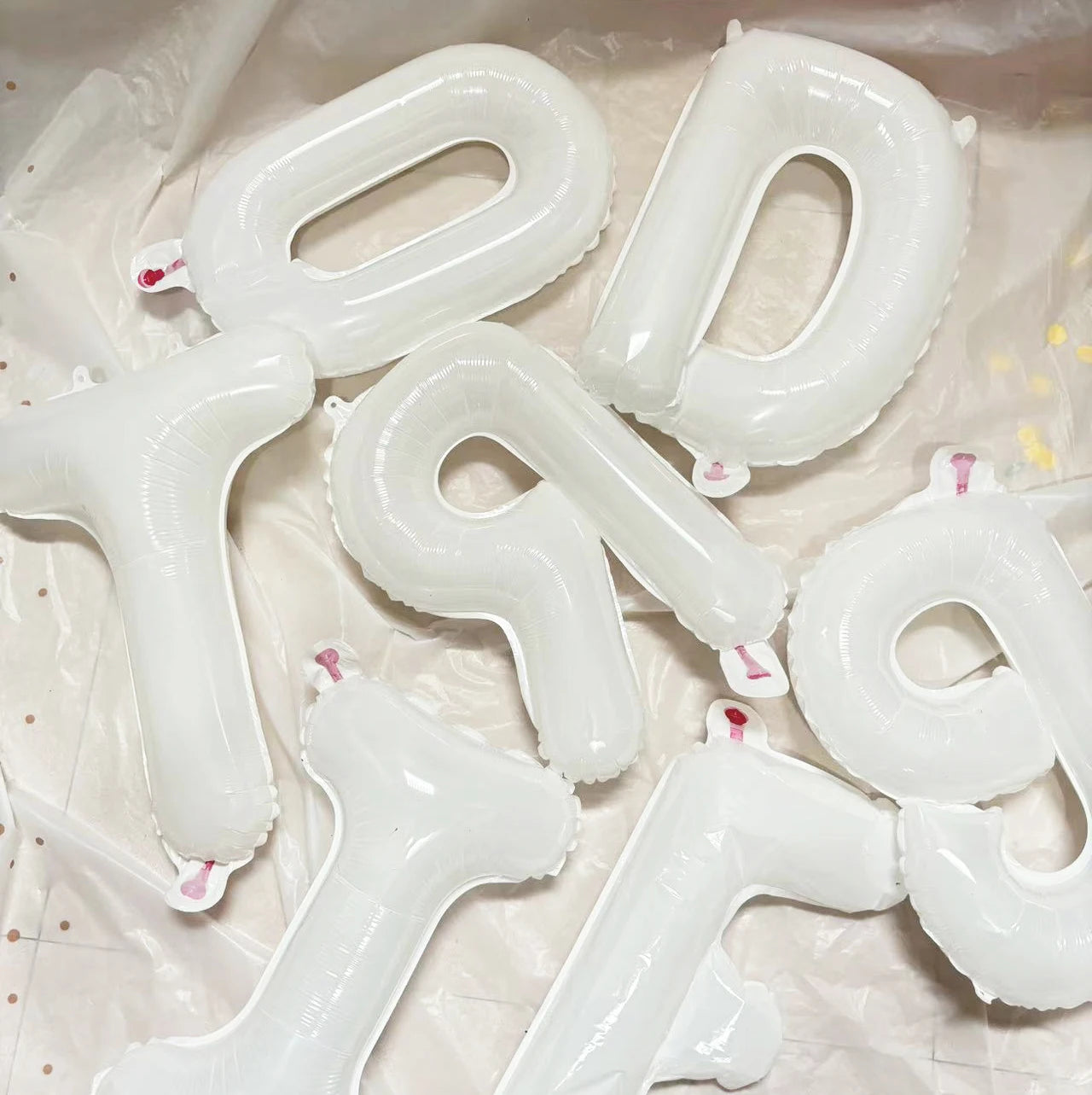 White Bride to be Letter Balloon Banner Bachelorette Hen Night Party Bridal Shower Engagement Party Wedding Decorations